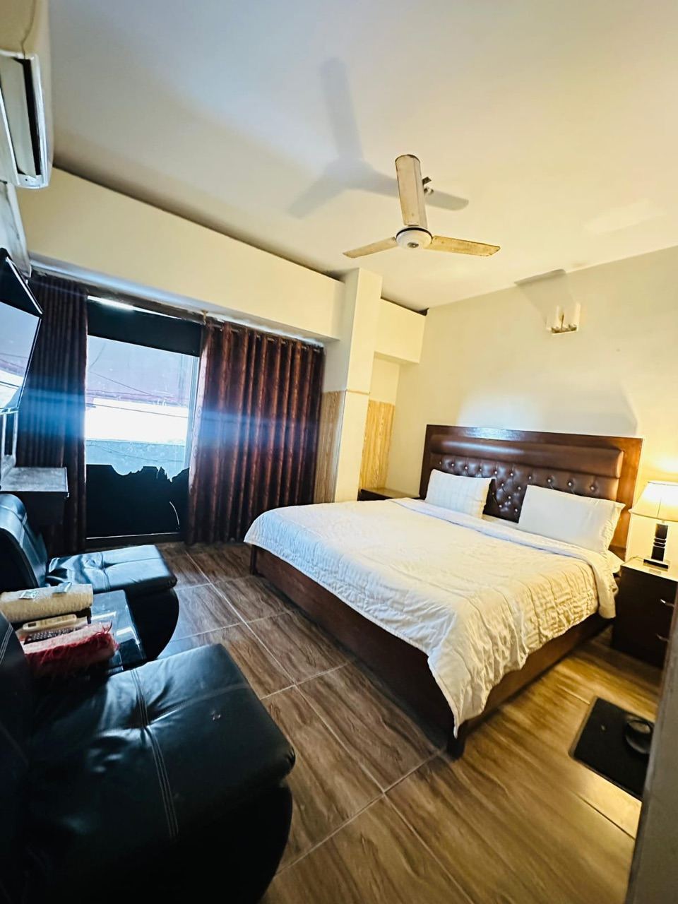 Deluxe Room at Hotel Seaview