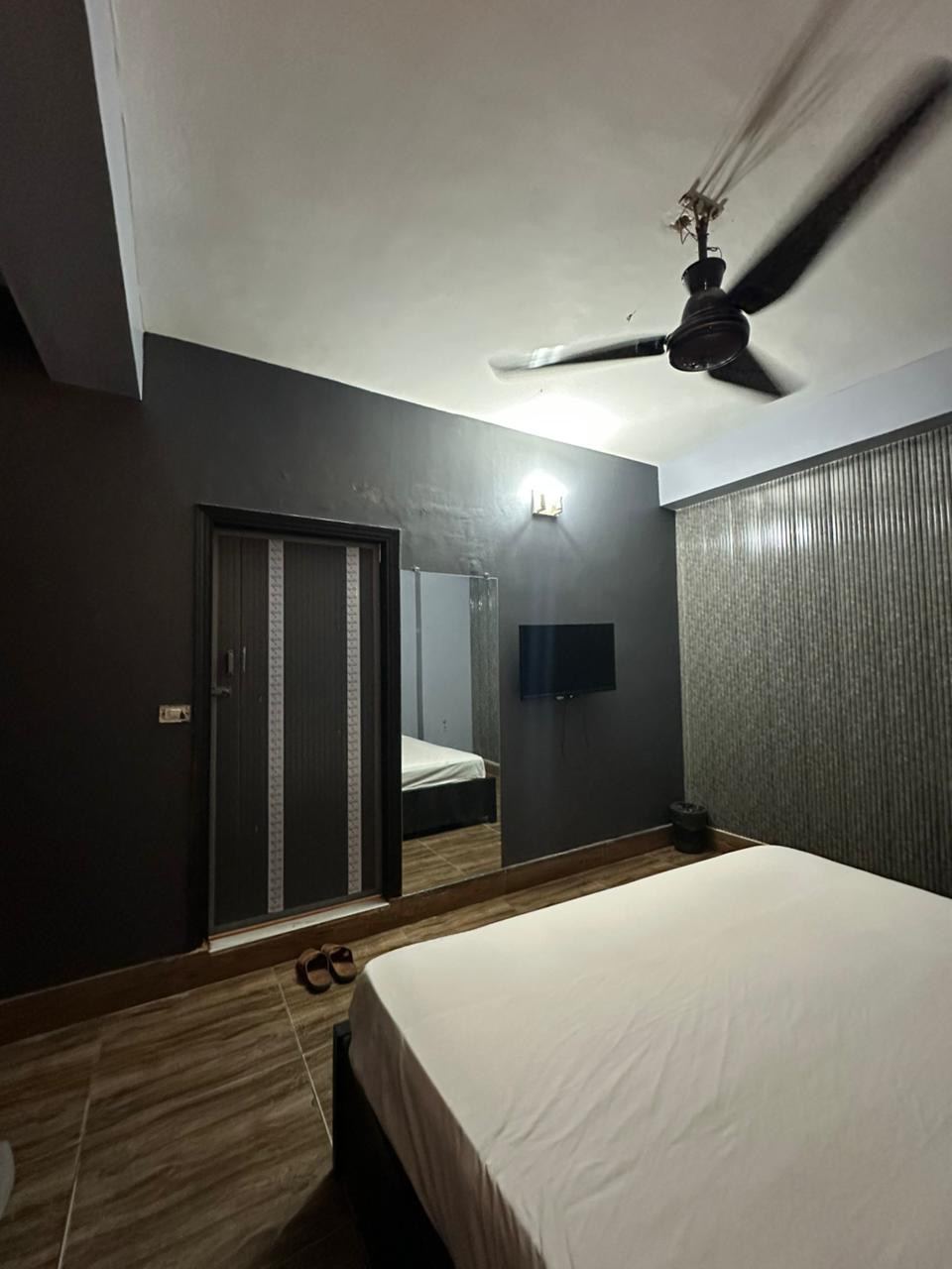Super Deluxe Room at Hotel Seaview